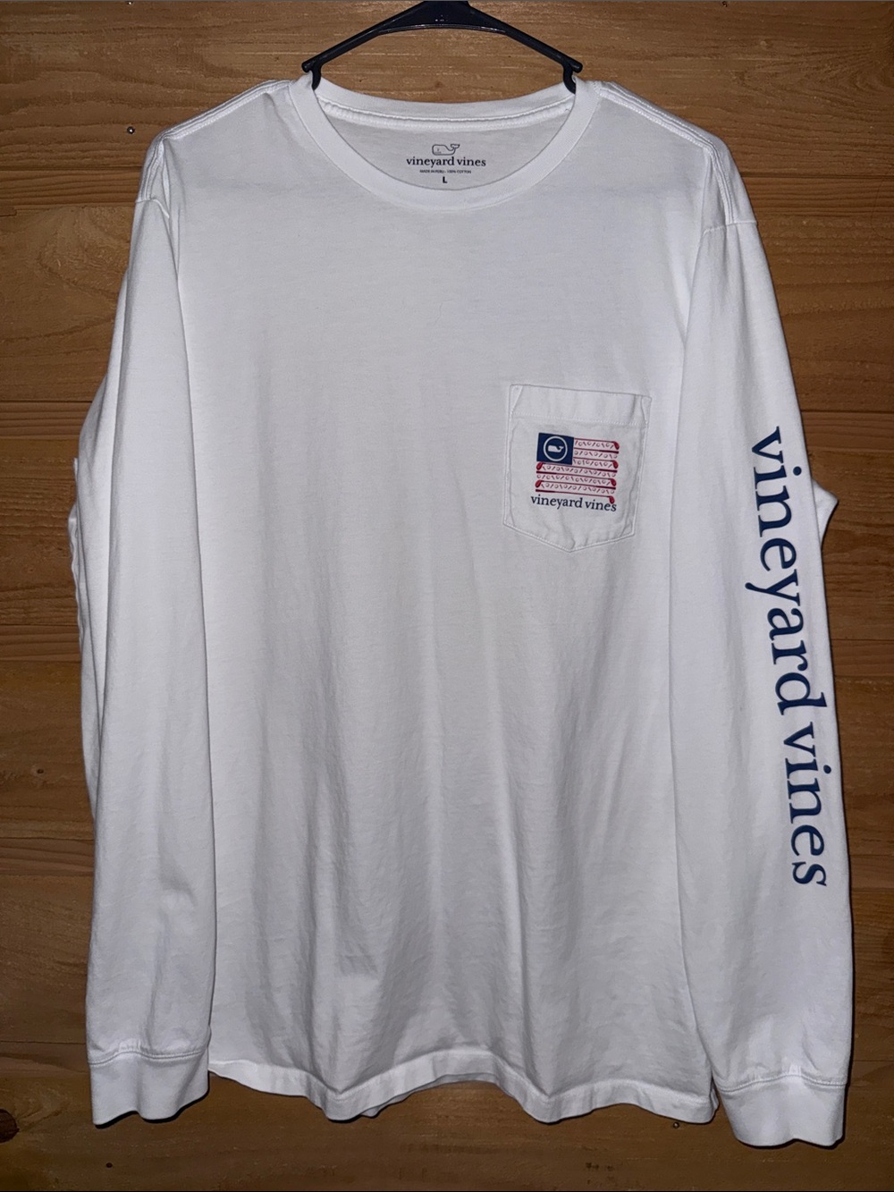 Vineyard Vines White Long-Sleeve Pocket Tee w/ Navy Sleeve Logo golf flag design